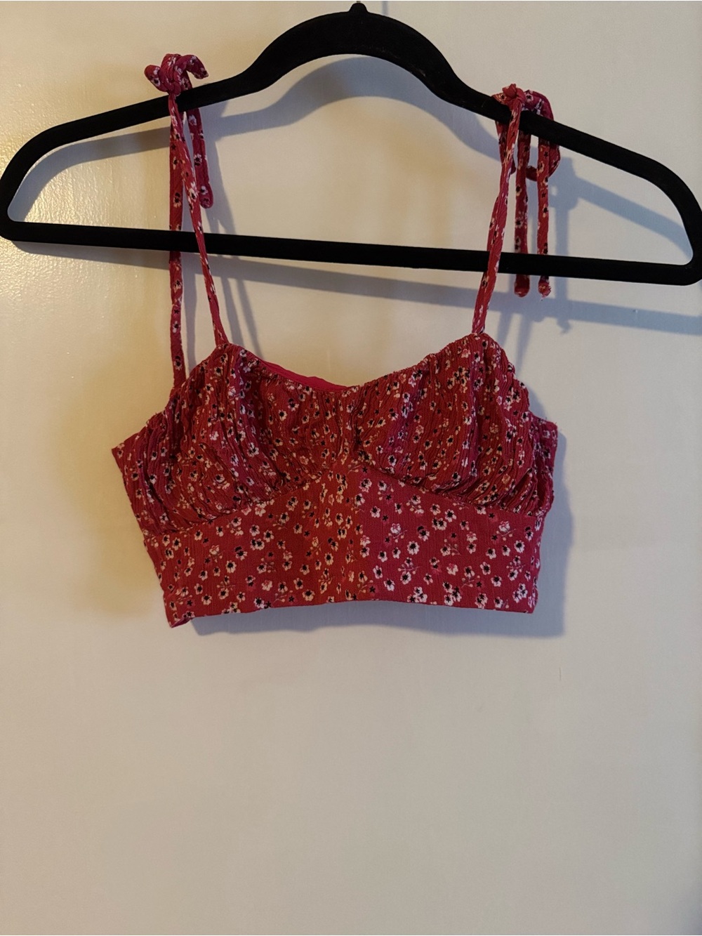 Princess Polly Carly Red Floral Cropped Tank Womens 4 Tie Spaghetti Straps Smock